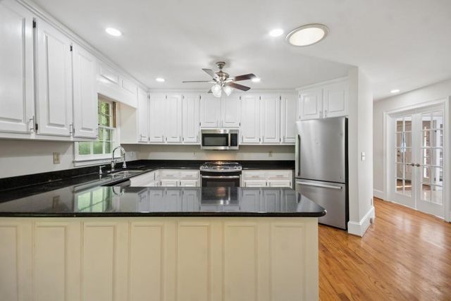 1200 Lambeth Way SE, Conyers, GA 30013