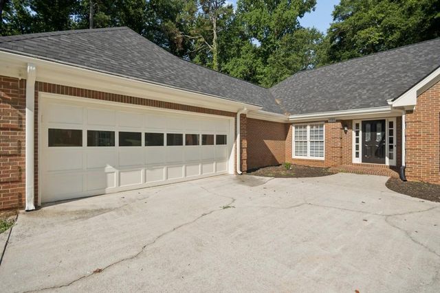 1200 Lambeth Way SE, Conyers, GA 30013