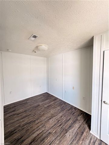 827 Peaceful DR, North Fort Myers, FL 33917