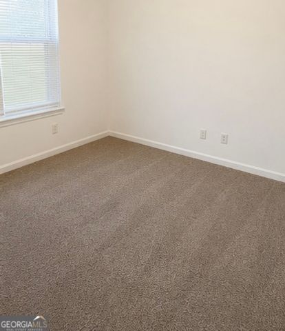 65 Waters Edge Way, Fayetteville, GA 30215