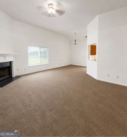 65 Waters Edge Way, Fayetteville, GA 30215