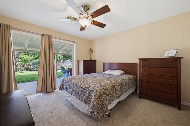 113 E Janin Cir, Portland, TX 78374