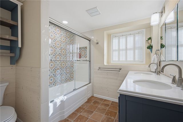 113 E Janin Cir, Portland, TX 78374