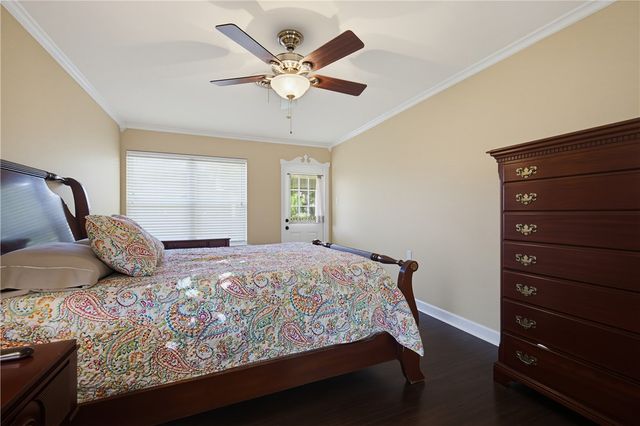 113 E Janin Cir, Portland, TX 78374