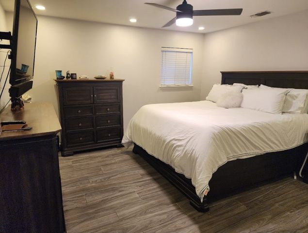 2129 Goerte Drive, Grand Prairie, TX 75051