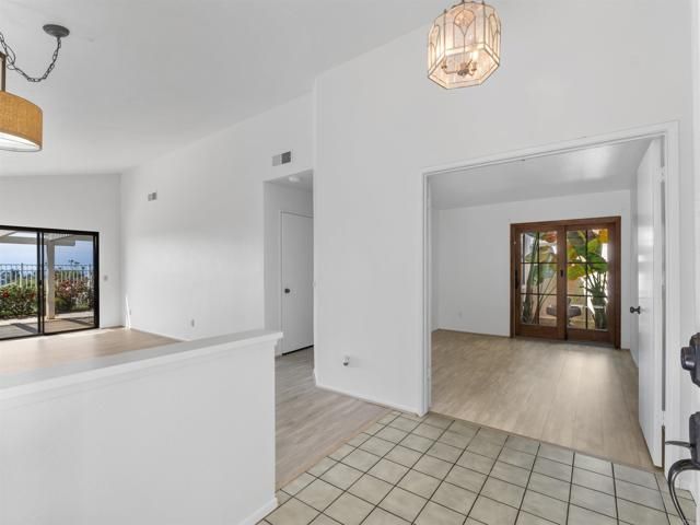 6923 Whitecap, Carlsbad, CA 92011