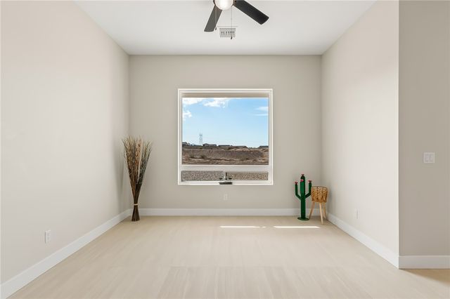 3090 Canyon De Chelly Drive, Bullhead City, AZ 86429