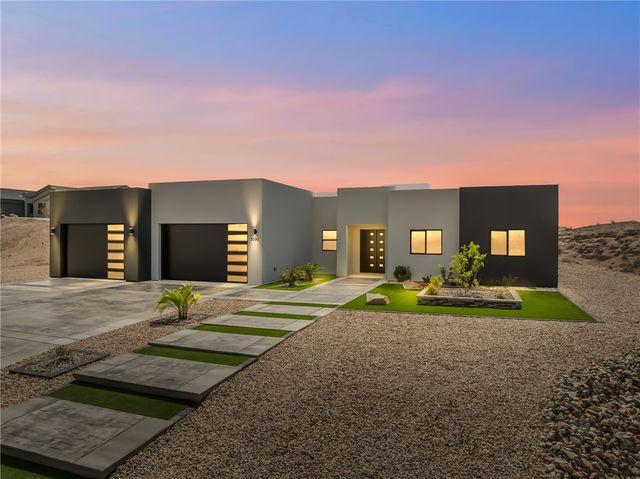 3090 Canyon De Chelly Drive, Bullhead City, AZ 86429