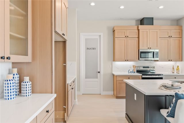 3090 Canyon De Chelly Drive, Bullhead City, AZ 86429