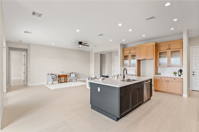 3090 Canyon De Chelly Drive, Bullhead City, AZ 86429