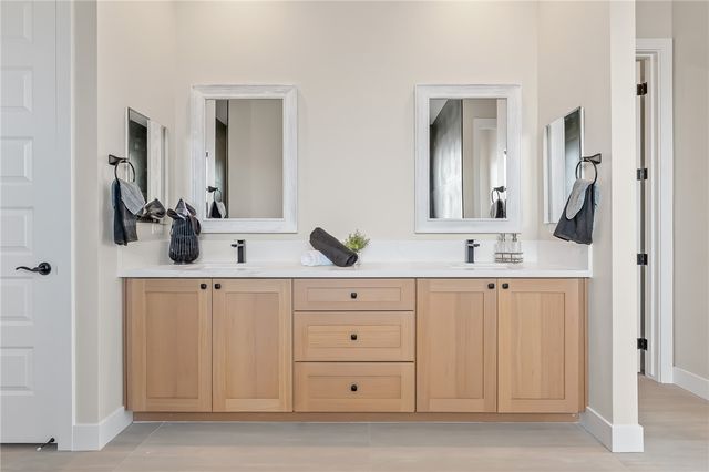 3090 Canyon De Chelly Drive, Bullhead City, AZ 86429