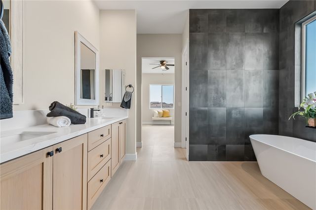 3090 Canyon De Chelly Drive, Bullhead City, AZ 86429