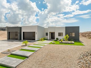 3090 Canyon De Chelly Drive, Bullhead City, AZ 86429