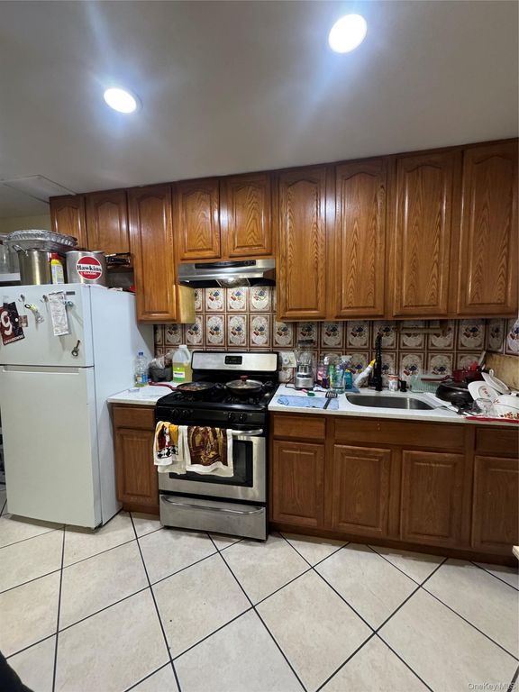 104-16 134th St, Richmond Hill S., NY 11419 — photo 4