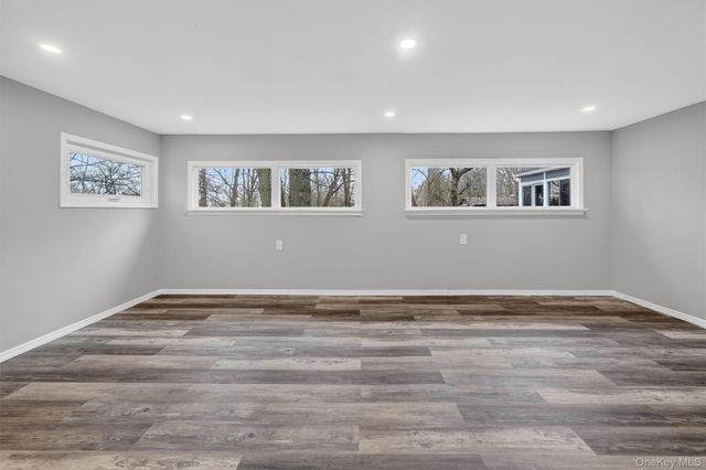 98 Mount Airy Road S, Croton-on-hudson, NY 10520