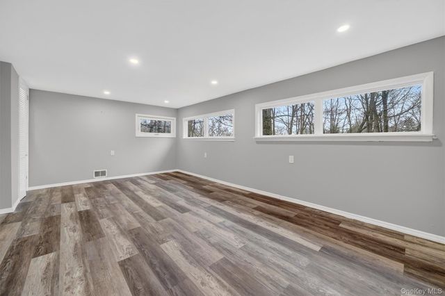 98 Mount Airy Road S, Croton-on-hudson, NY 10520