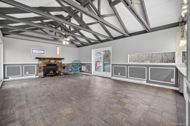 98 Mount Airy Road S, Croton-on-hudson, NY 10520