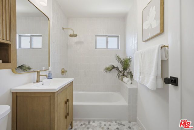 3010 Stockbridge Avenue, Los Angeles, CA 90032
