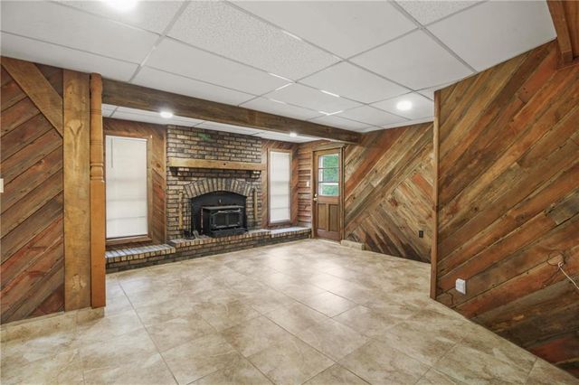 2016 N Lazy Branch Road, Independence, MO 64058