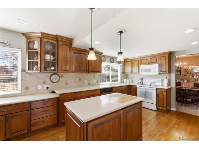 5900 E Caley Dr, Centennial, CO 80111