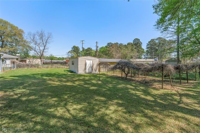 1815 S Brookwood Drive, Shreveport, LA 71118