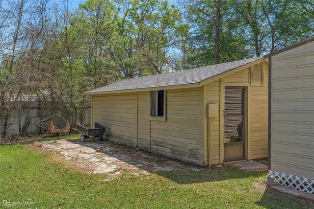 1815 S Brookwood Drive, Shreveport, LA 71118