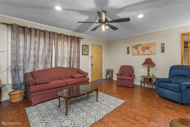 1815 S Brookwood Drive, Shreveport, LA 71118