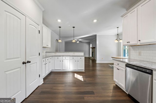 146 Aubree Way, Mcdonough, GA 30252