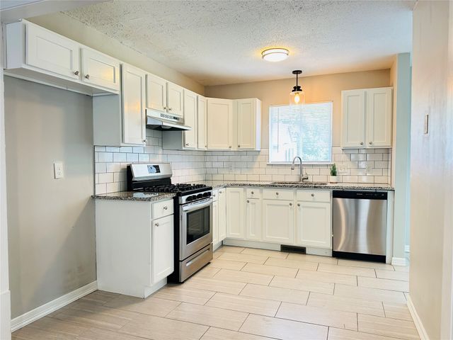 12315 E 24th Street, Tulsa, OK 74129