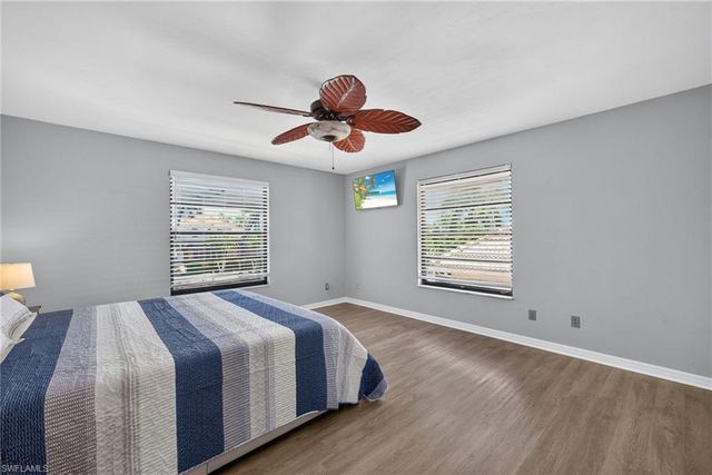 1124 Whiteheart CT, Marco Island, FL 34145