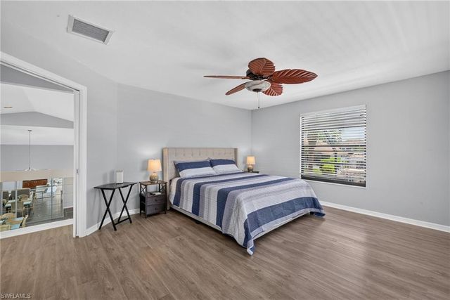 1124 Whiteheart CT, Marco Island, FL 34145