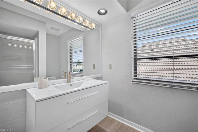 1124 Whiteheart CT, Marco Island, FL 34145