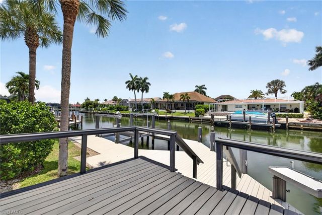 1124 Whiteheart CT, Marco Island, FL 34145