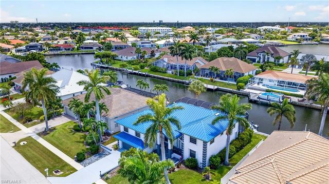 1124 Whiteheart CT, Marco Island, FL 34145