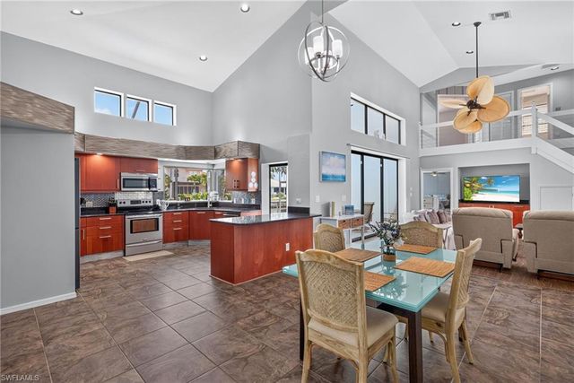 1124 Whiteheart CT, Marco Island, FL 34145