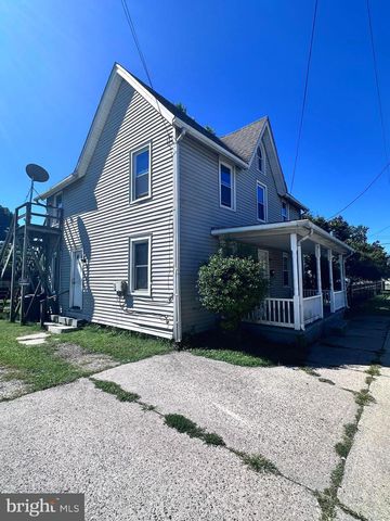 420 W DIVISION ST, Dover, DE 19904