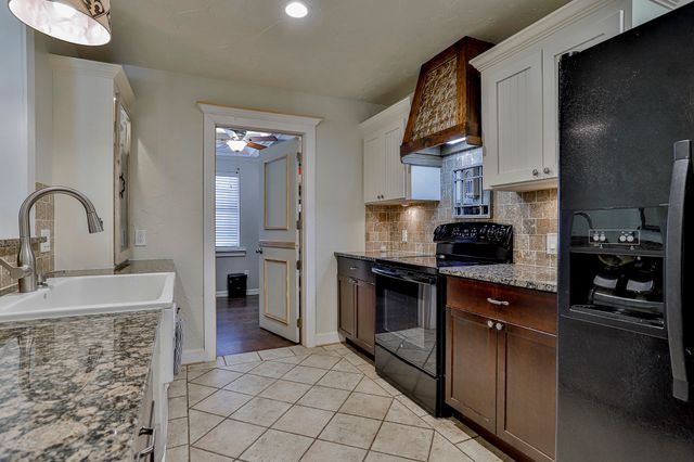 7217 Green Meadow Drive, North Richland Hills, TX 76180