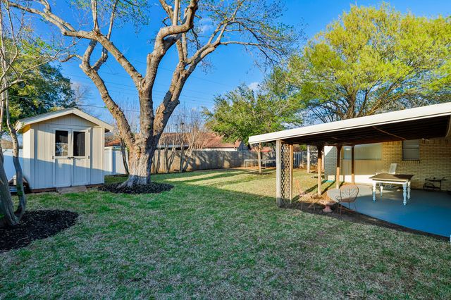 7217 Green Meadow Drive, North Richland Hills, TX 76180