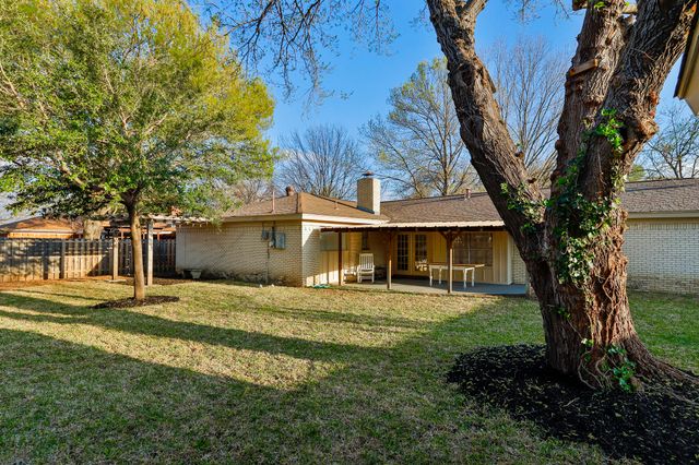 7217 Green Meadow Drive, North Richland Hills, TX 76180