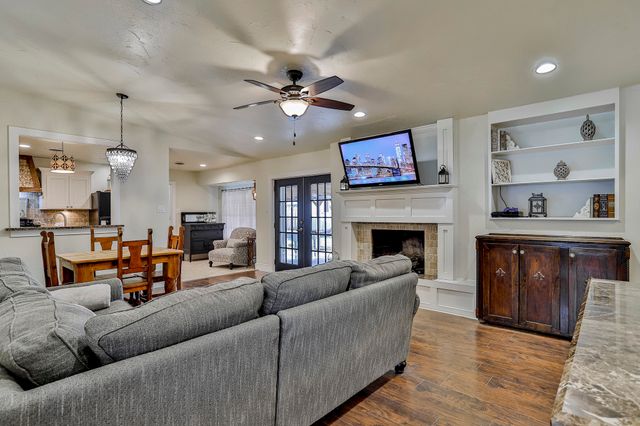 7217 Green Meadow Drive, North Richland Hills, TX 76180
