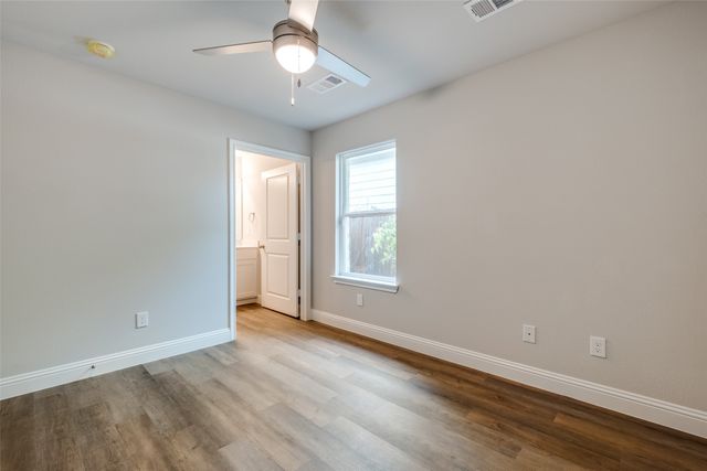 2424 Garden Drive, Dallas, TX 75215