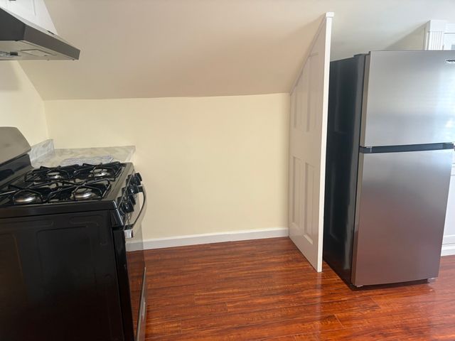 144 Walworth 3, Boston, MA 02131