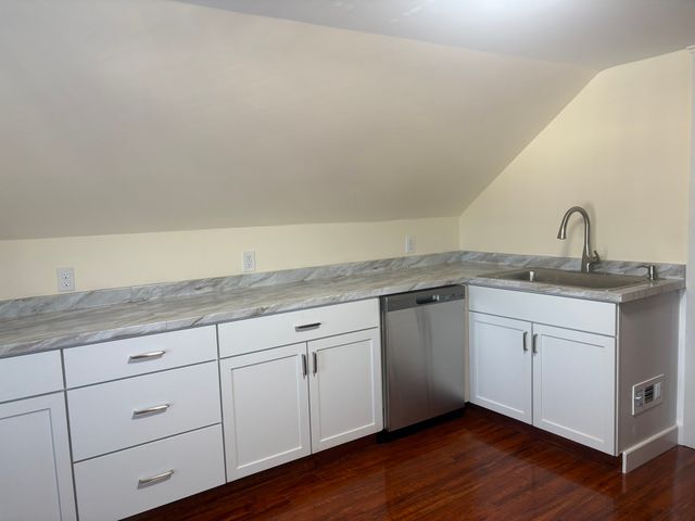 144 Walworth 3, Boston, MA 02131