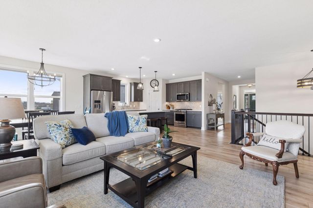 1201 Gretz Way, New Richmond, WI 54017