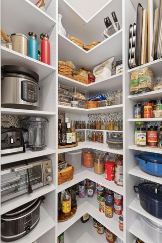 1201 Gretz Way, New Richmond, WI 54017