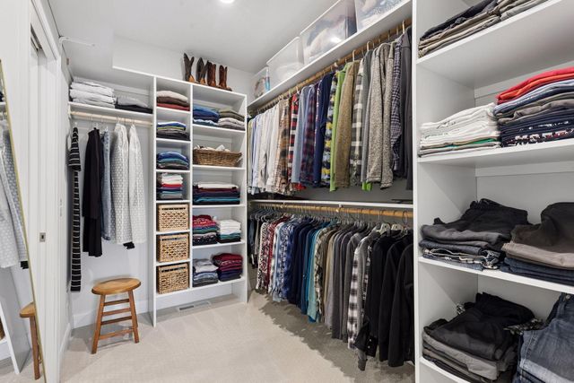 1201 Gretz Way, New Richmond, WI 54017