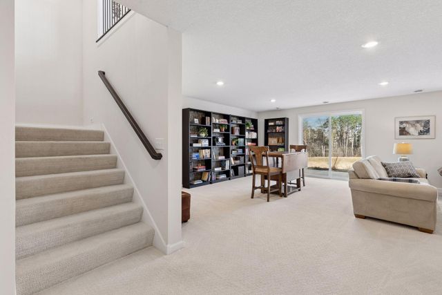 1201 Gretz Way, New Richmond, WI 54017