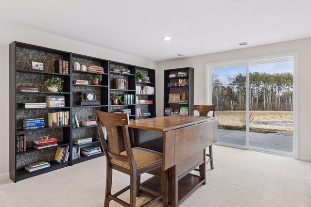 1201 Gretz Way, New Richmond, WI 54017