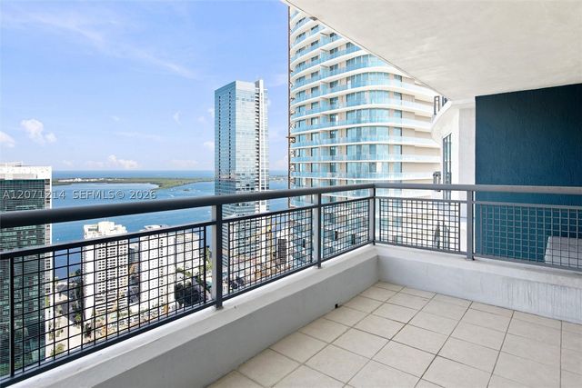 60 SW 13th St 4602, Miami, FL 33130