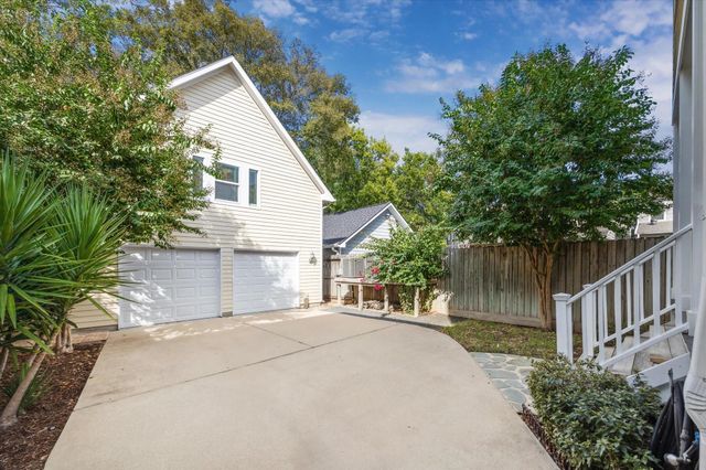 1315 W 22nd Street, Houston, TX 77008
